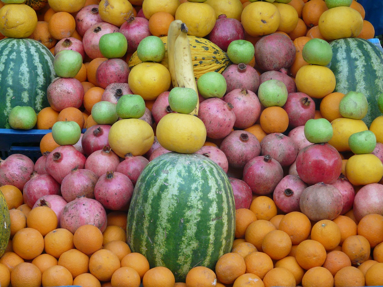 market fruit fruits free photo