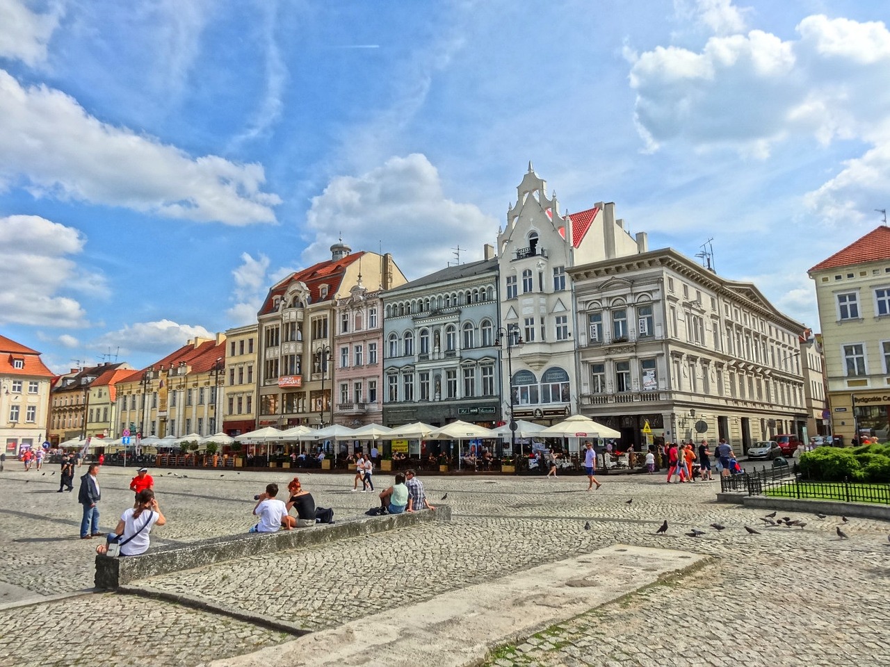 market square bydgoszcz facades free photo
