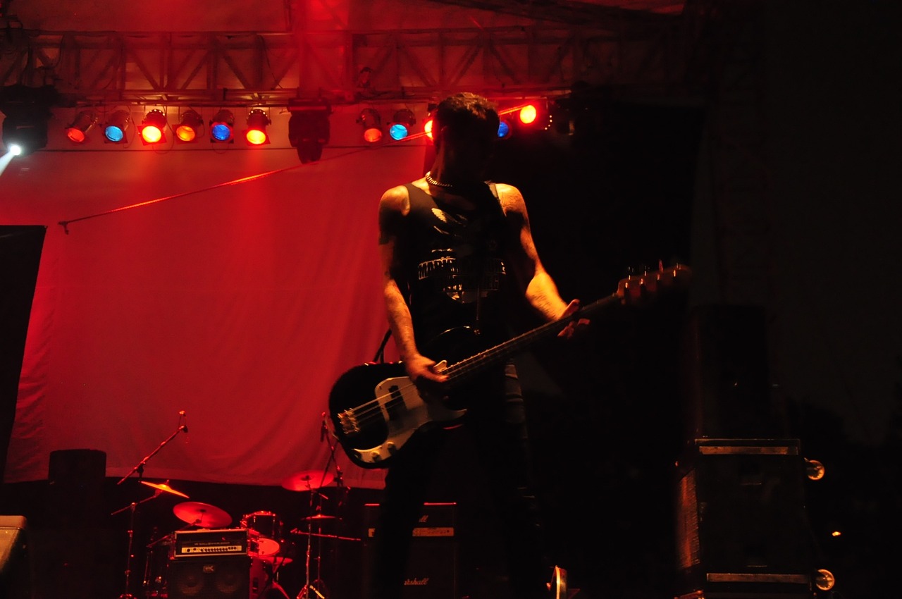 markyramone michalegraves misfits free photo