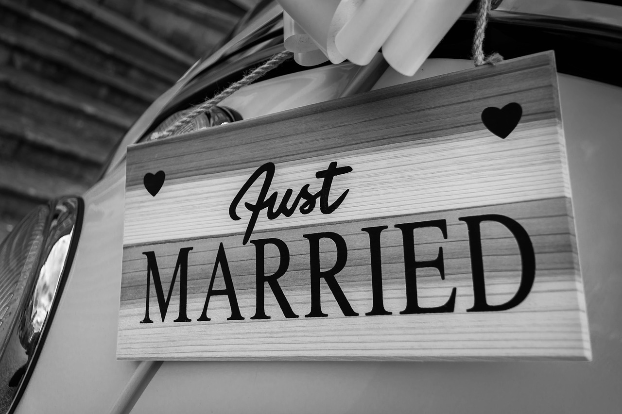 married sign wedding free photo