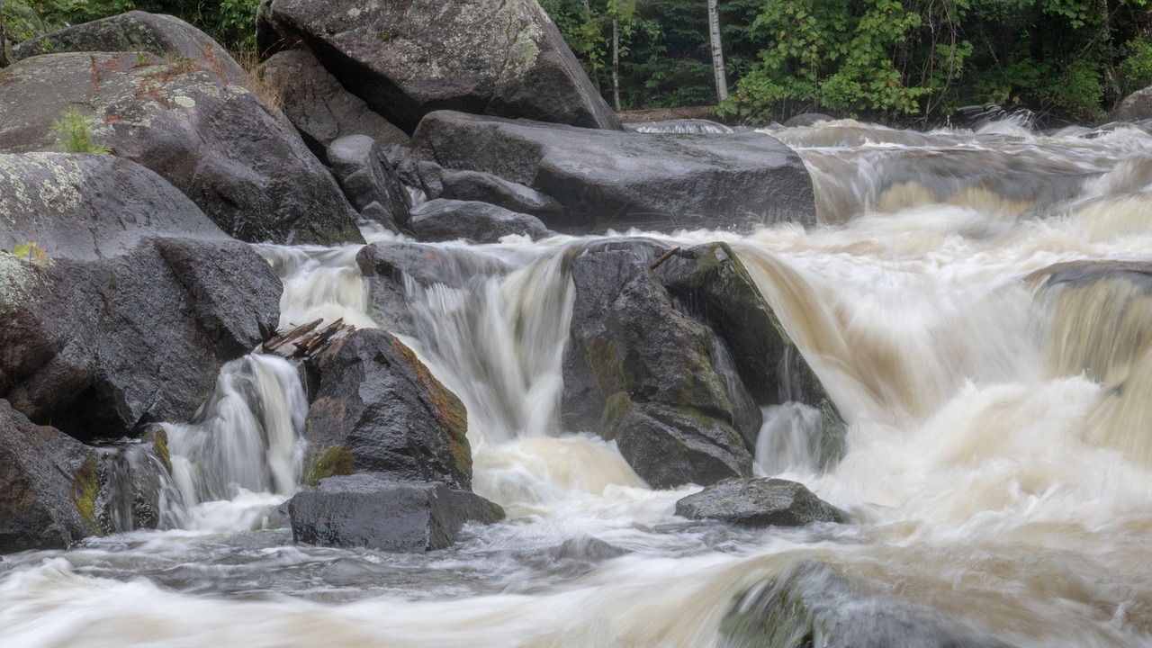 marrinette  wisconsin  waterfalls free photo