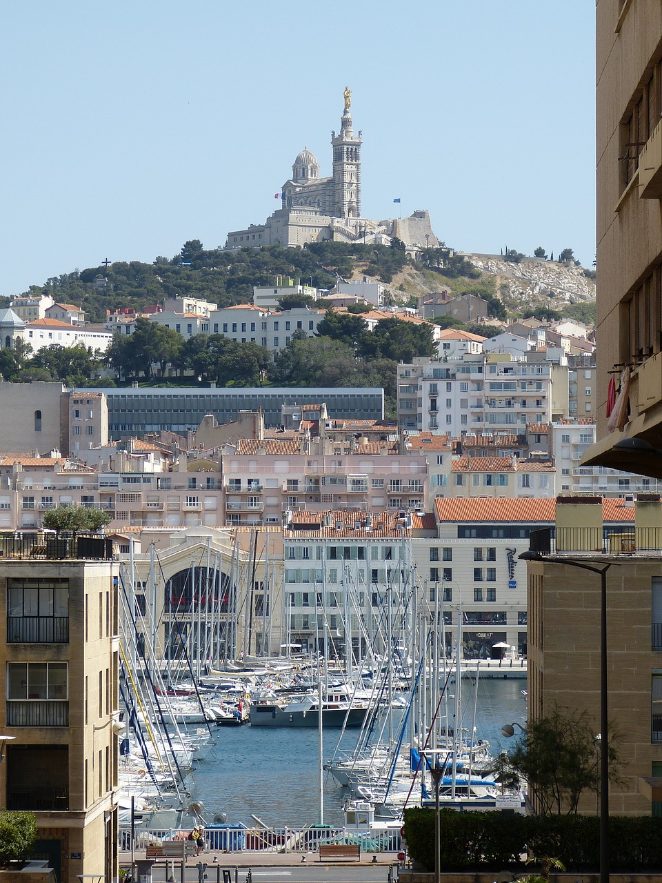 marseille france outlook free photo
