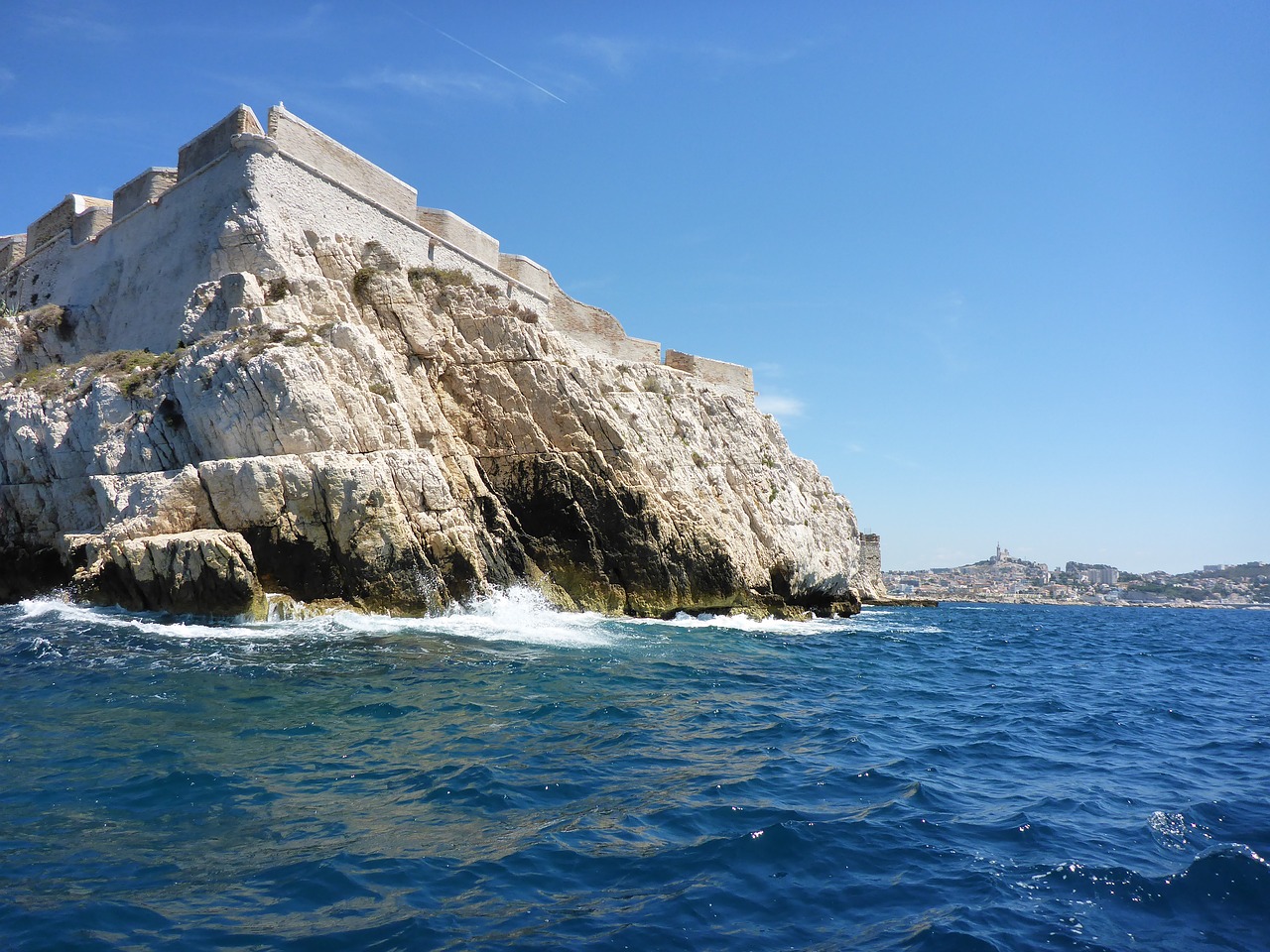 marseille sailboat sea free photo