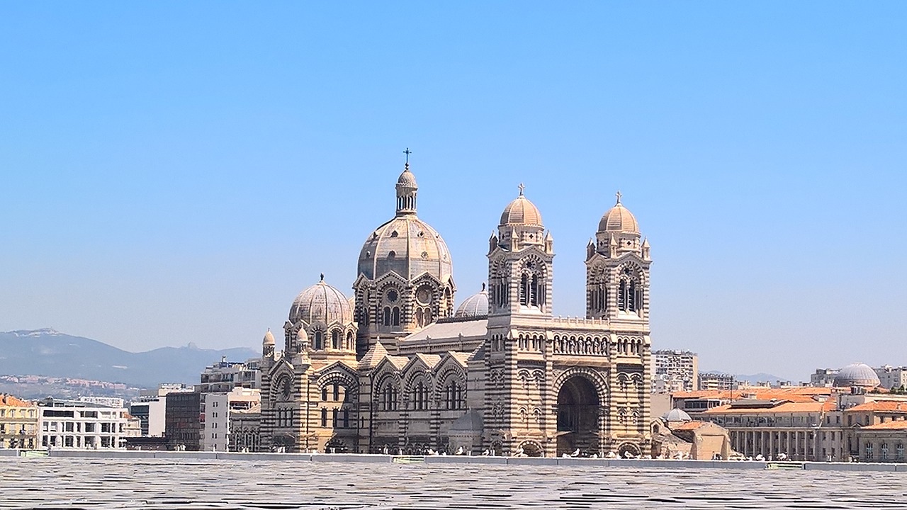 marseille dom france free photo