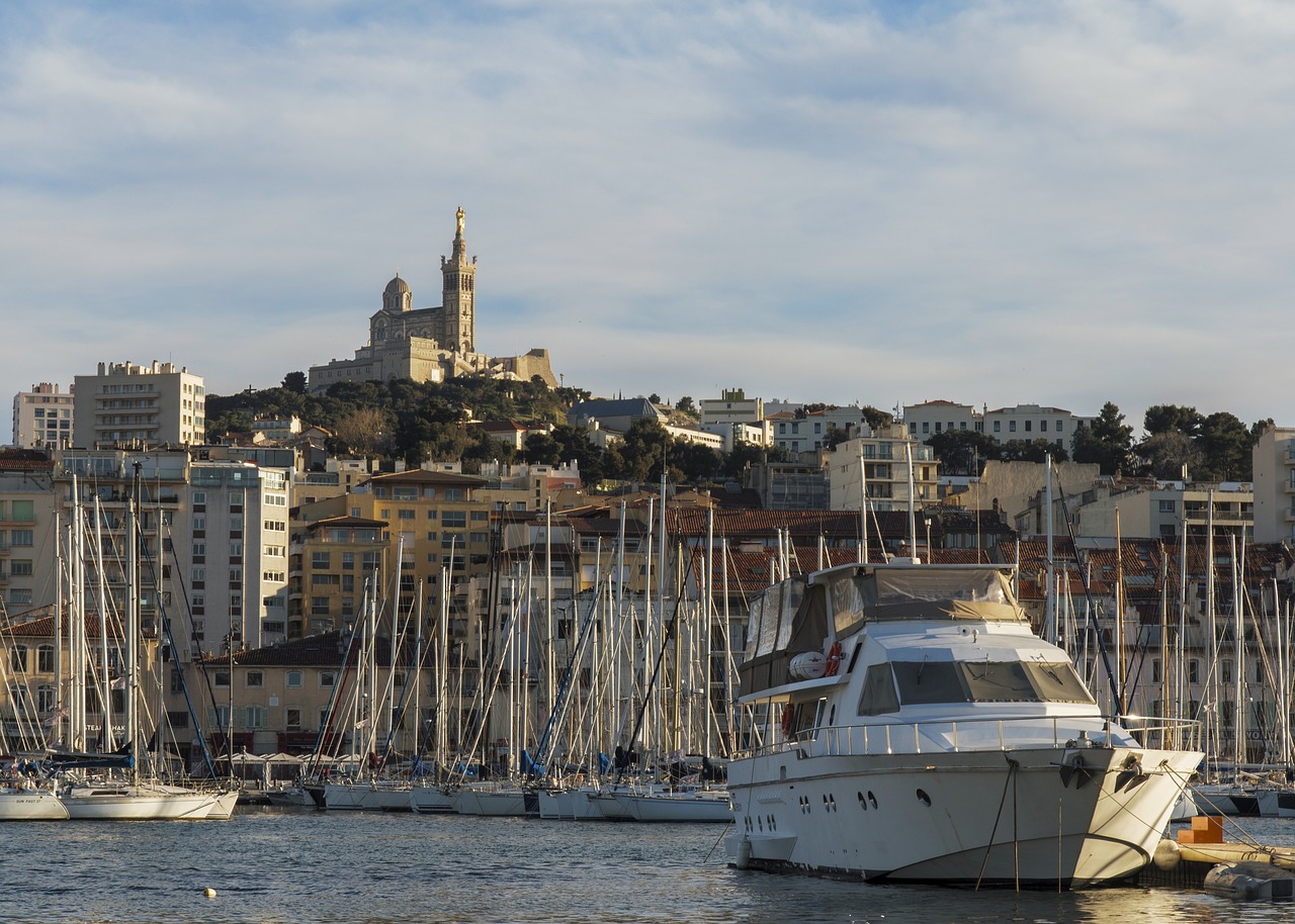 marseille  city  vieux port free photo