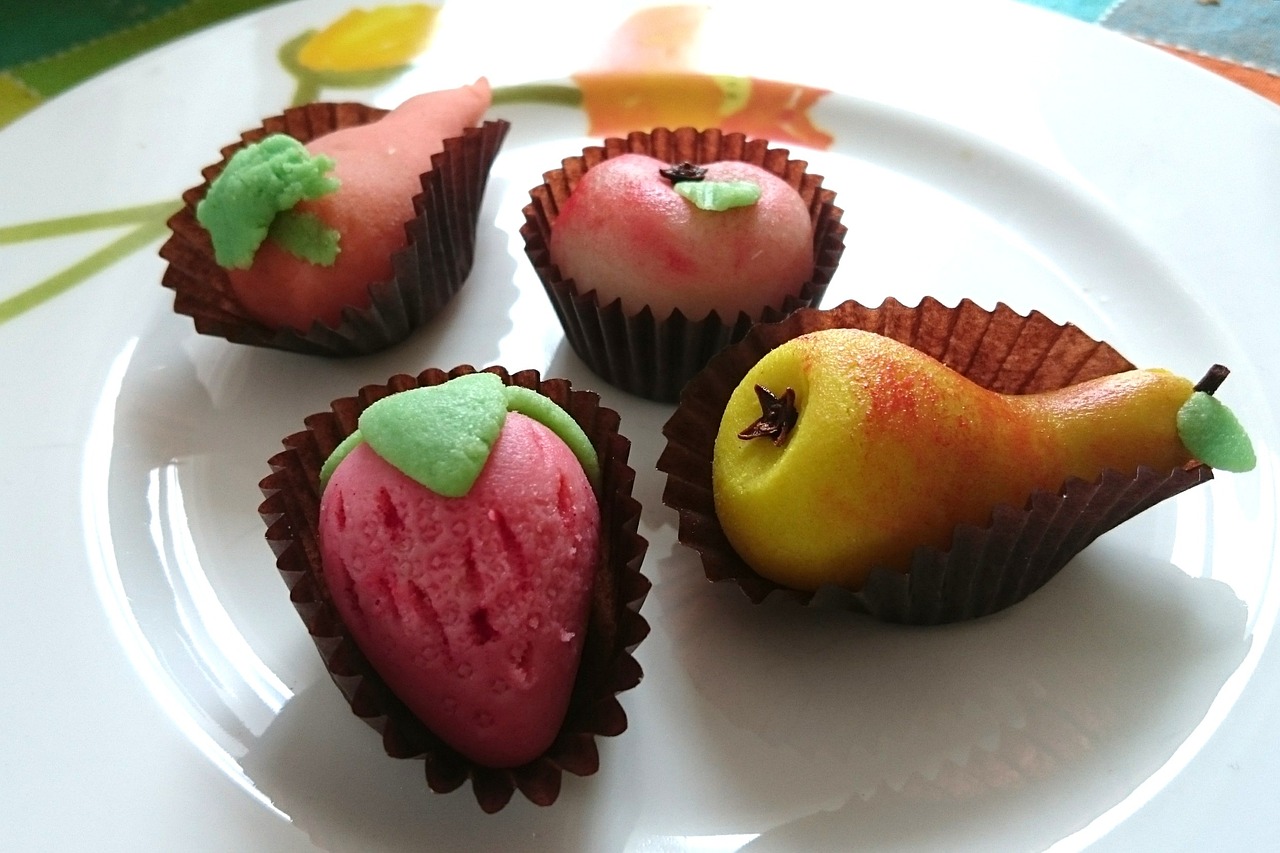 marzipan sweets fruits free photo