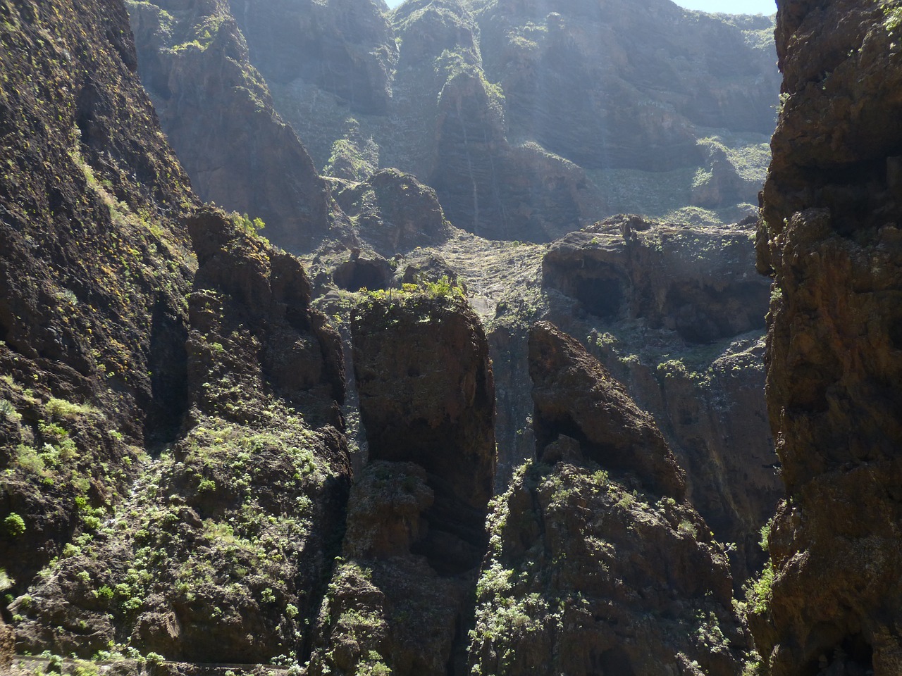 masca ravine boulders rock free photo