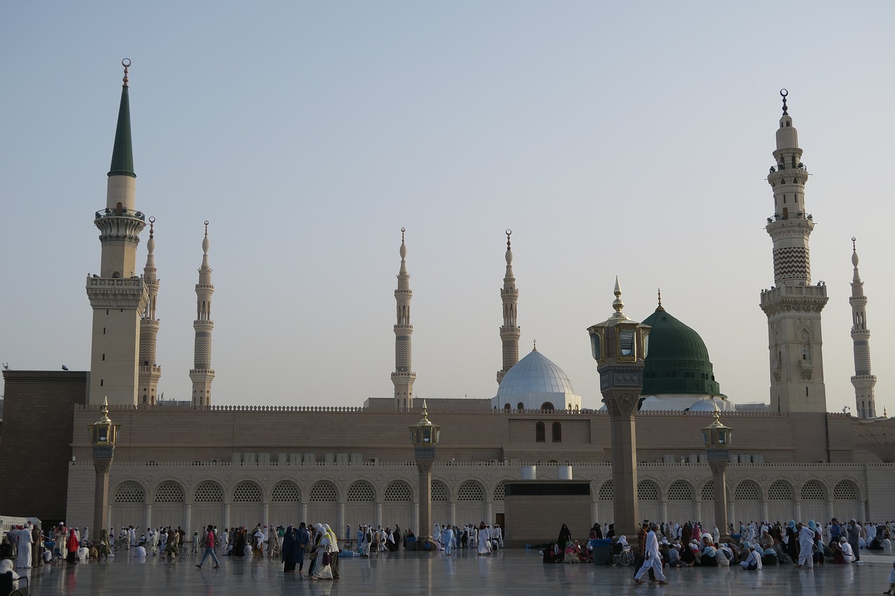 masjid nabawi  medina  i've to medina free photo