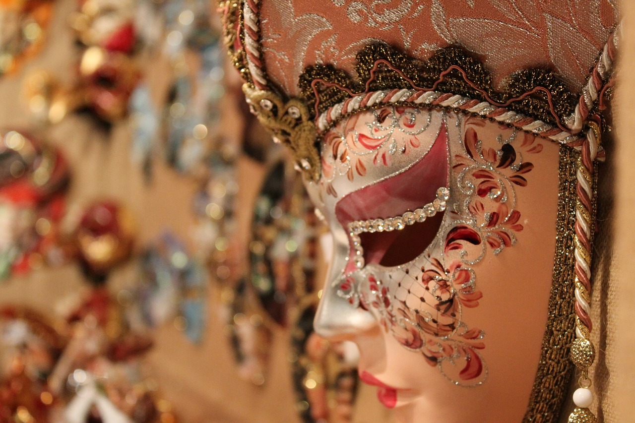 mask venetian christmas free photo