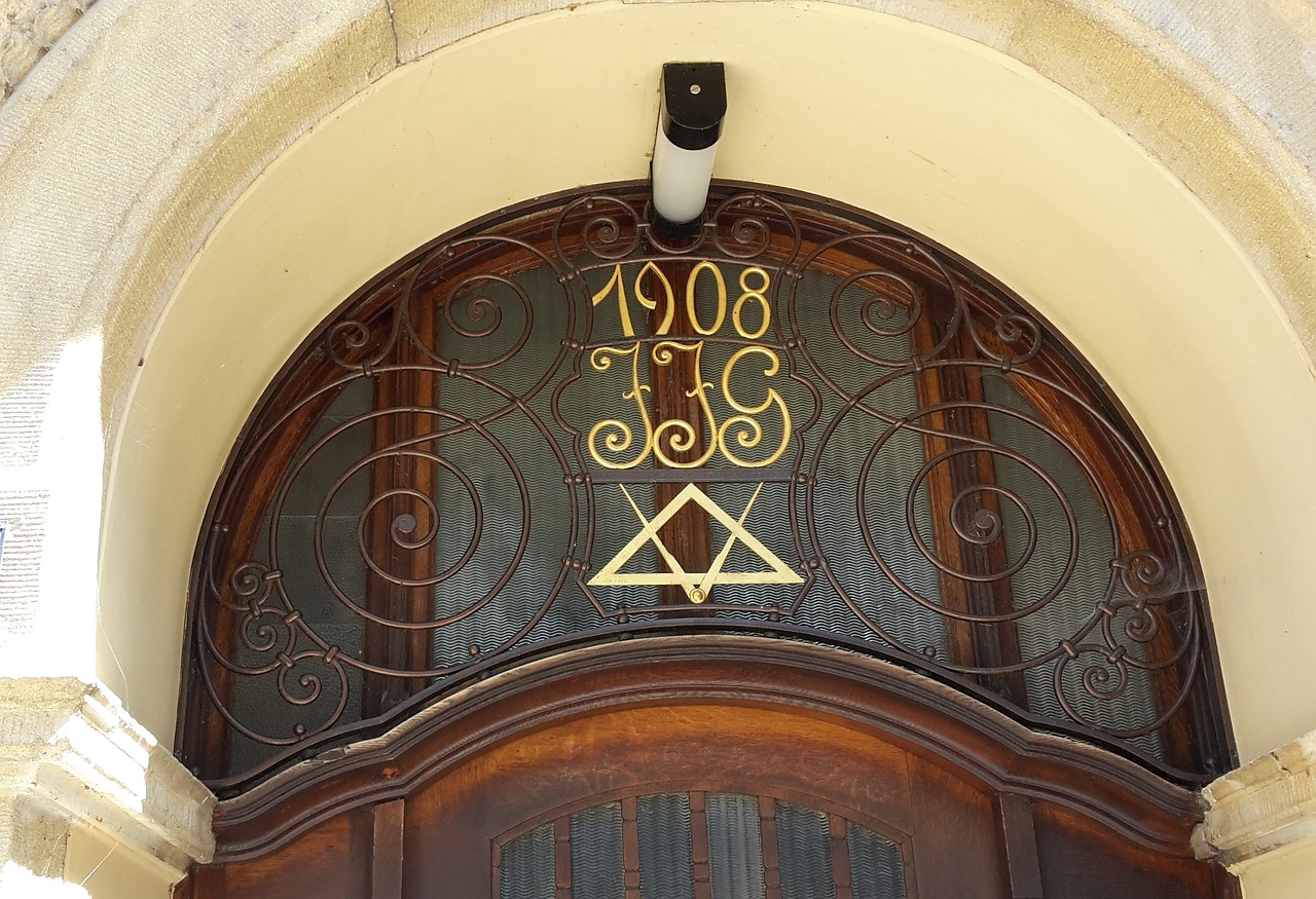 masonic freemasons door free photo