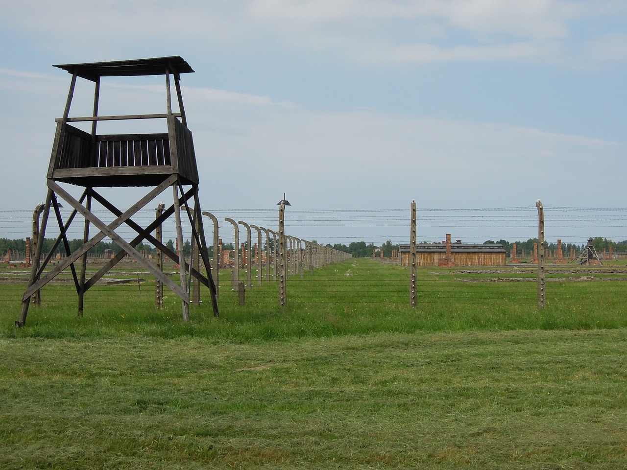 massacre auschwitcz birkenau free photo