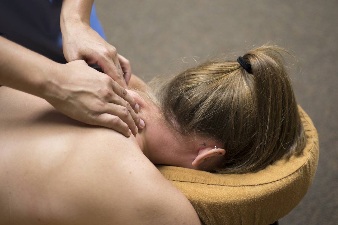 massage massage therapist massage therapy free photo