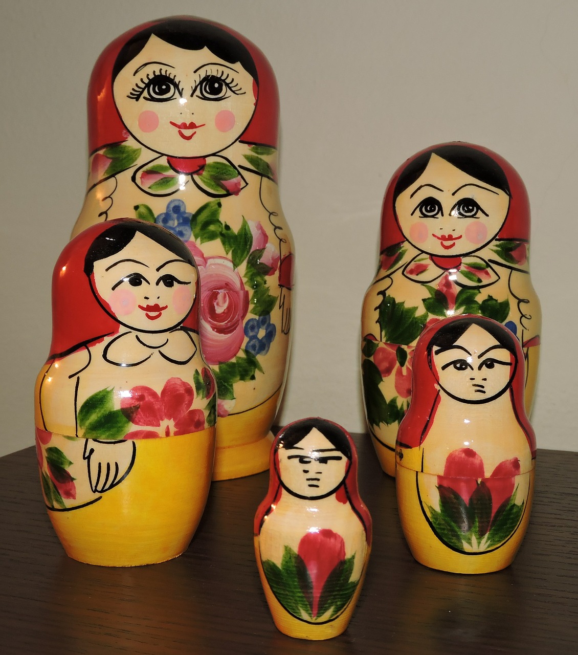 download-free-photo-of-matryoshka-doll-russia-souvenir-game-from