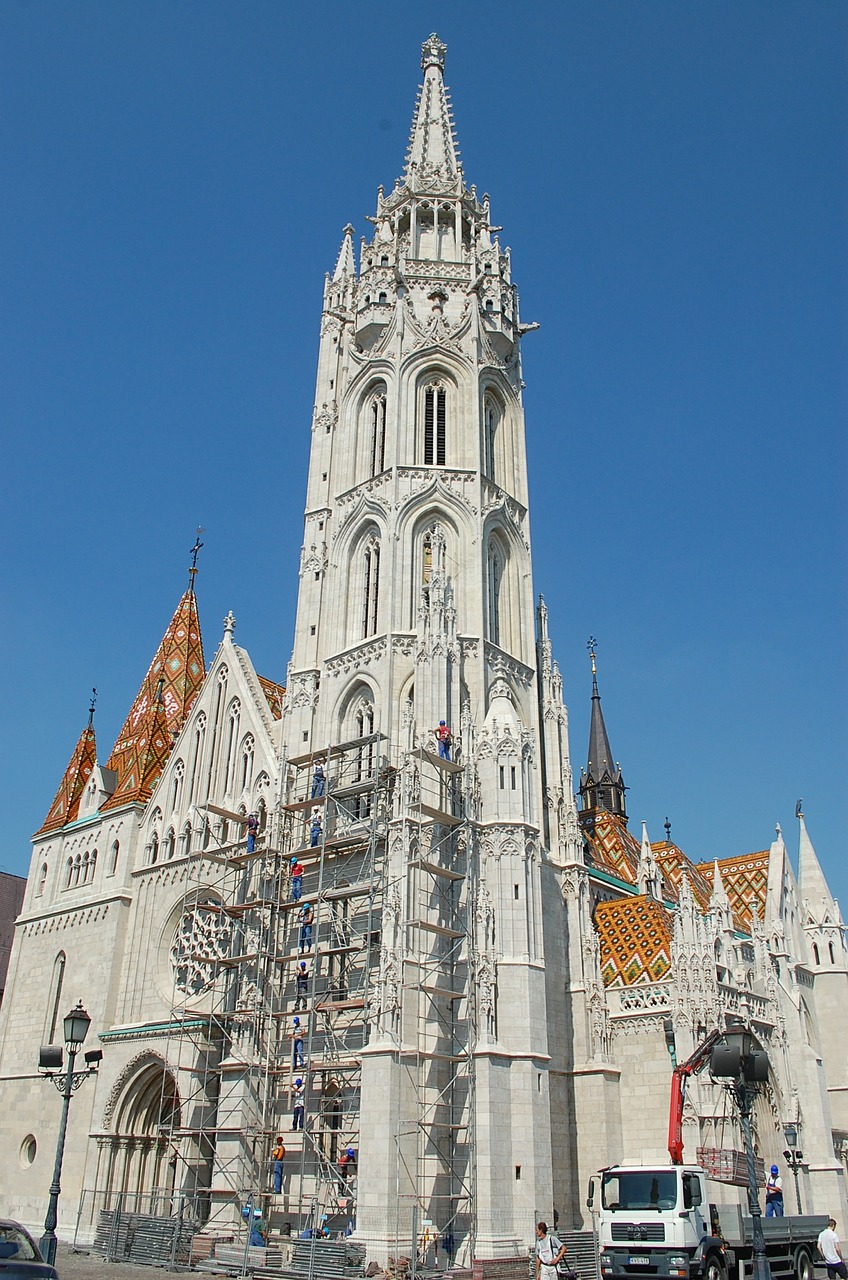 matthias church budapest macasi temple budapest sights free photo