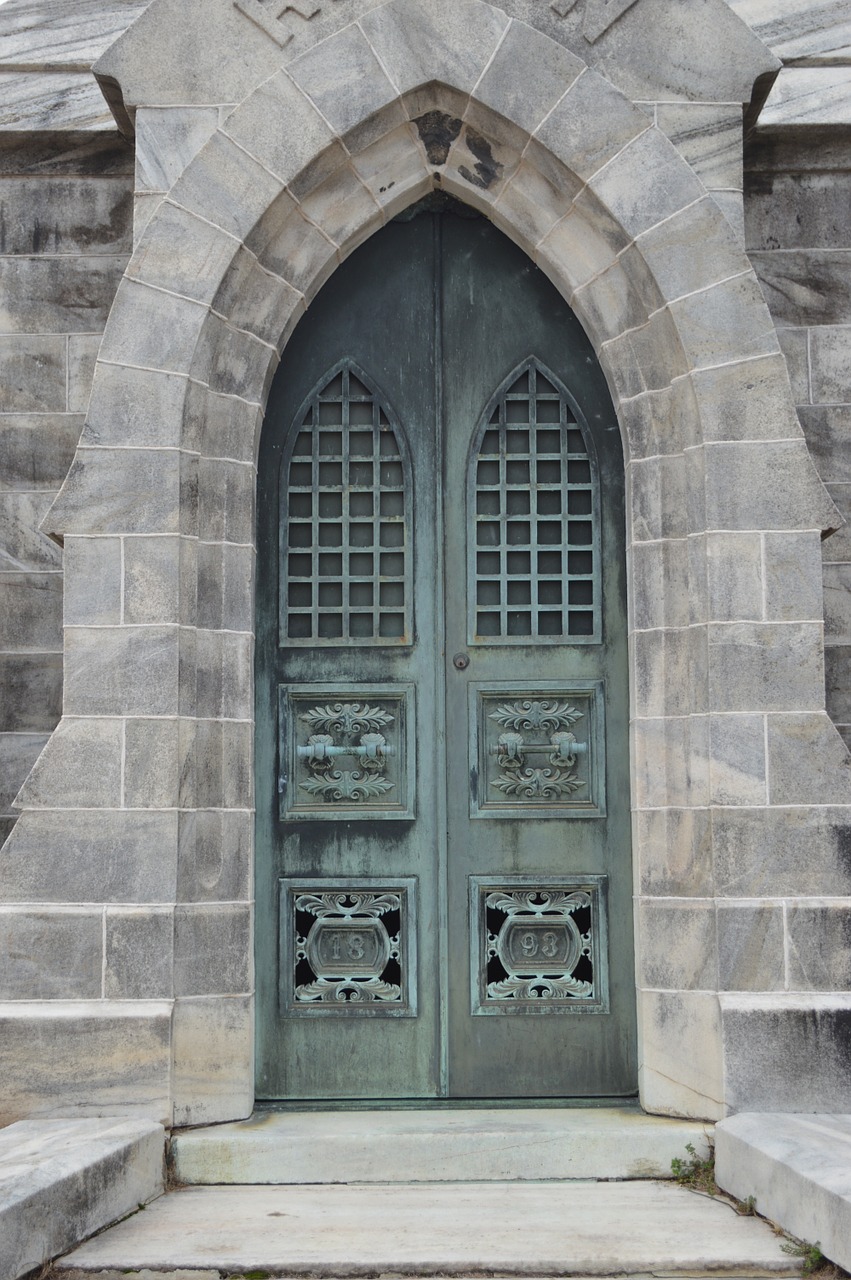 mausoleum door old free photo