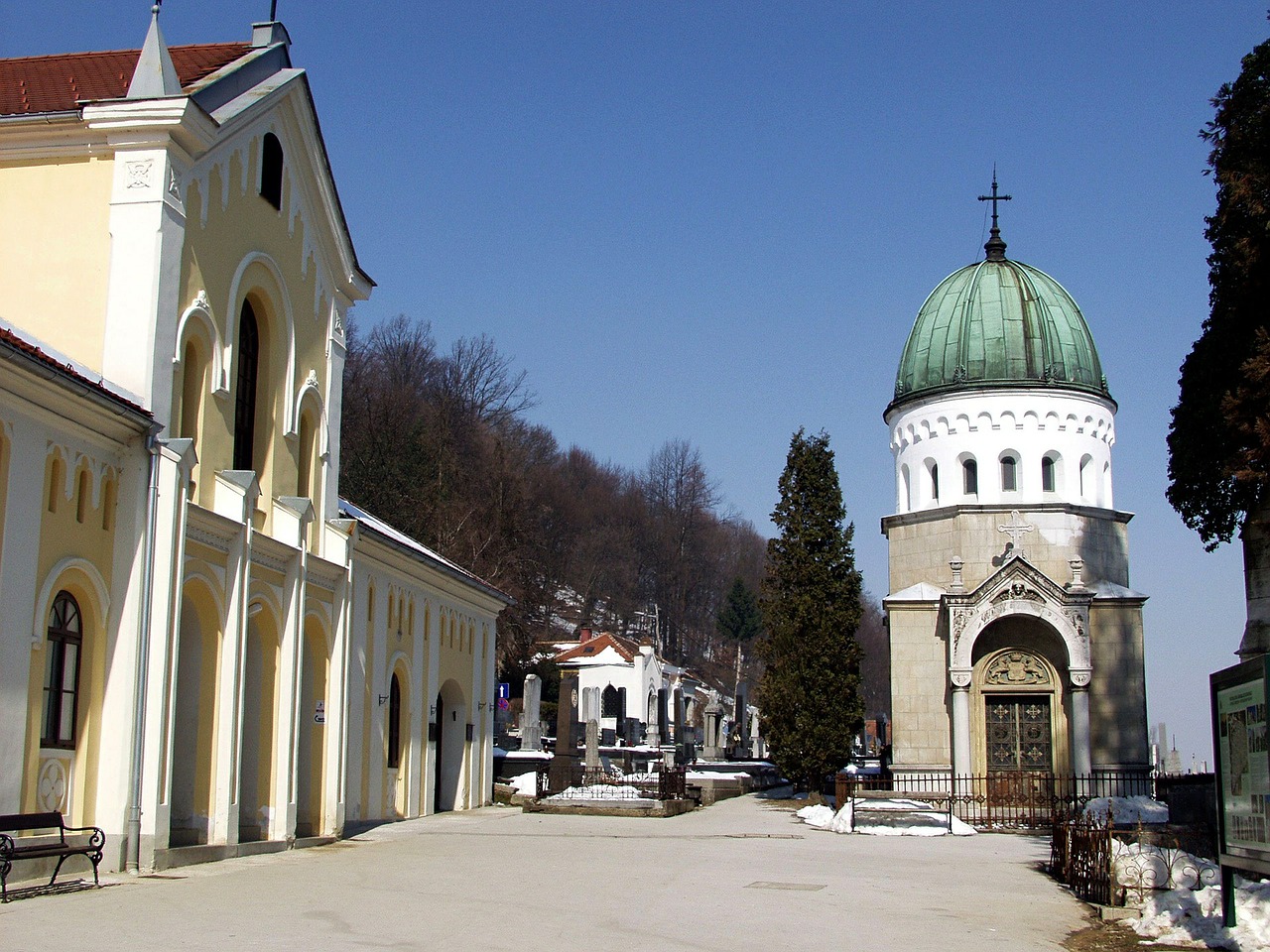 mausoleum karlovac croatia free photo