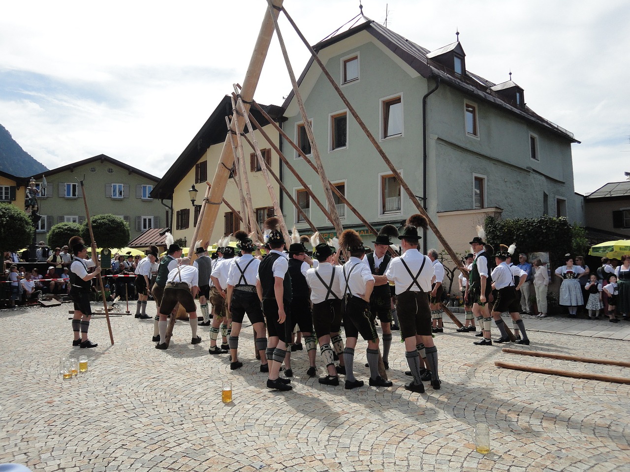 maypole customs bavarian traditions free photo