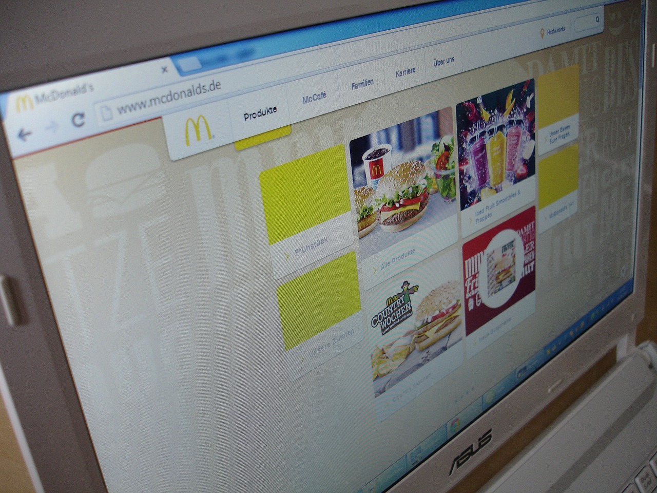 mcdonalds notebook laptop free photo