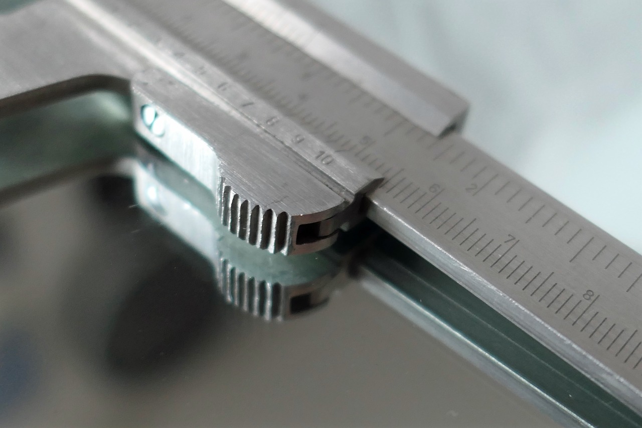 measure calliper tool free photo