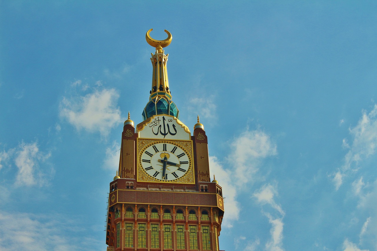 mecca tower saudi quran free photo