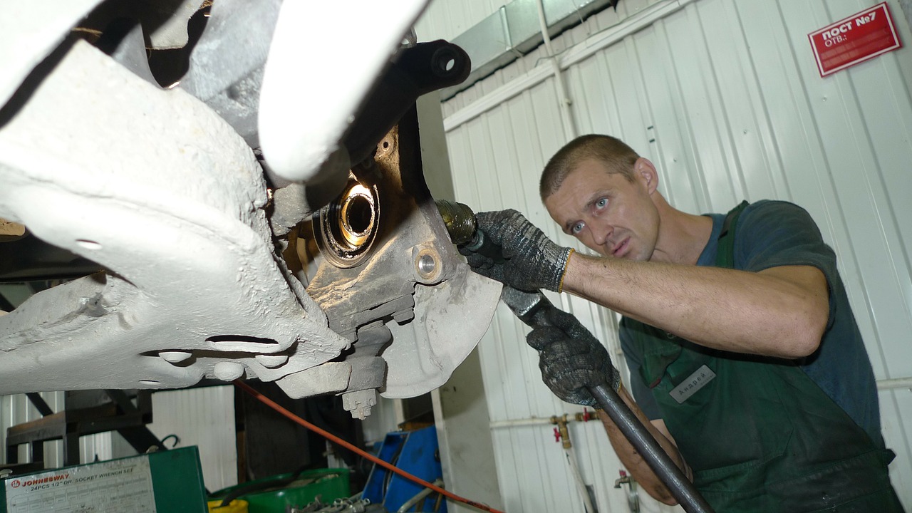 mechanic car service repair free photo