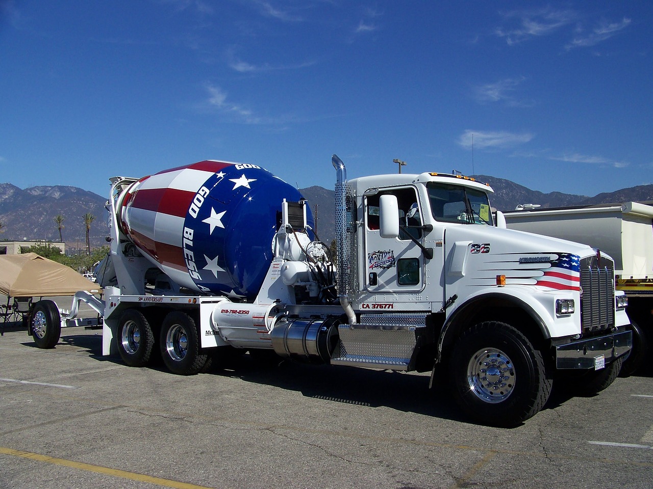 mechanical engineering concrete mixer truck tanker free photo