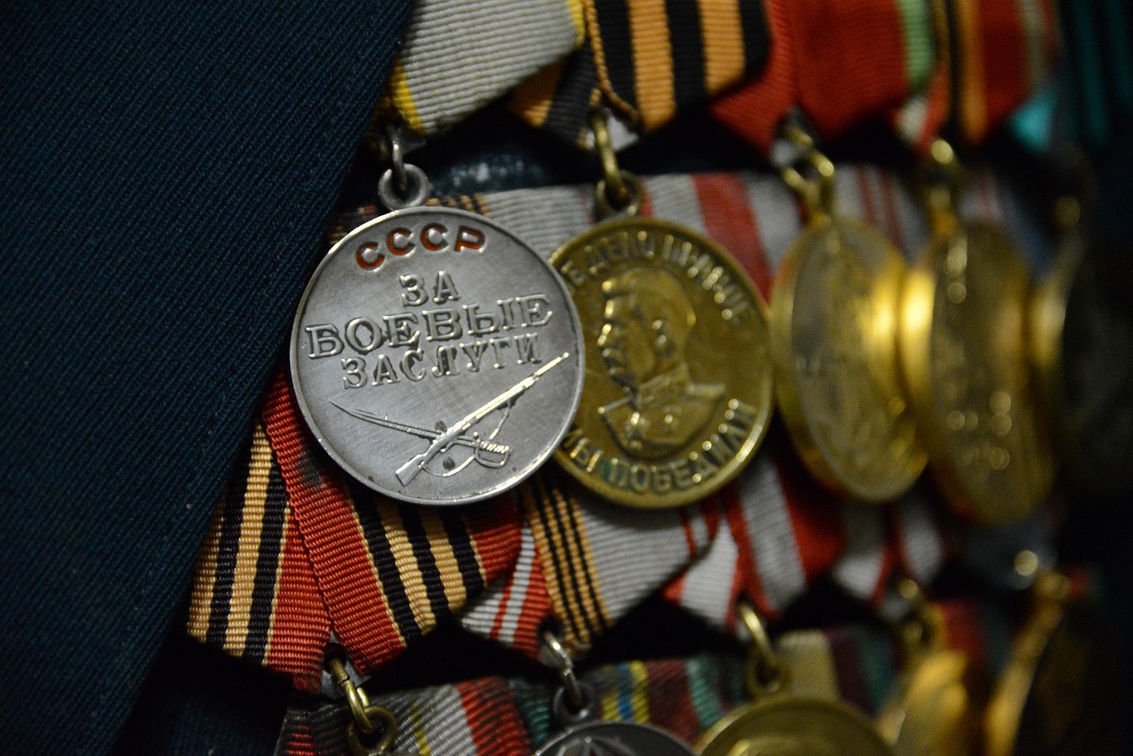 medal  order  veteran free photo