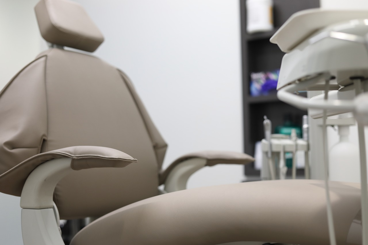 medical dental furniture free photo