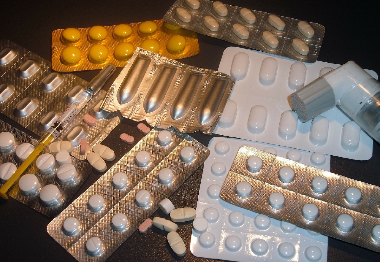 medical drugs tablets free photo