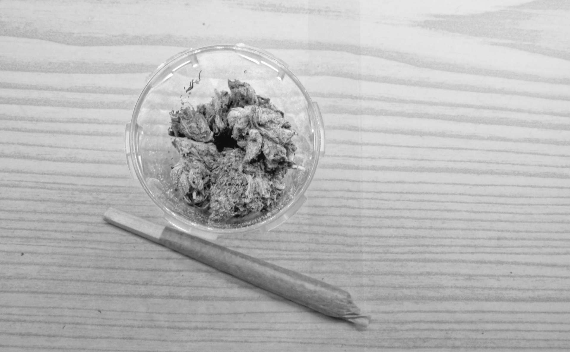 medical marijuana weed cigarette free photo