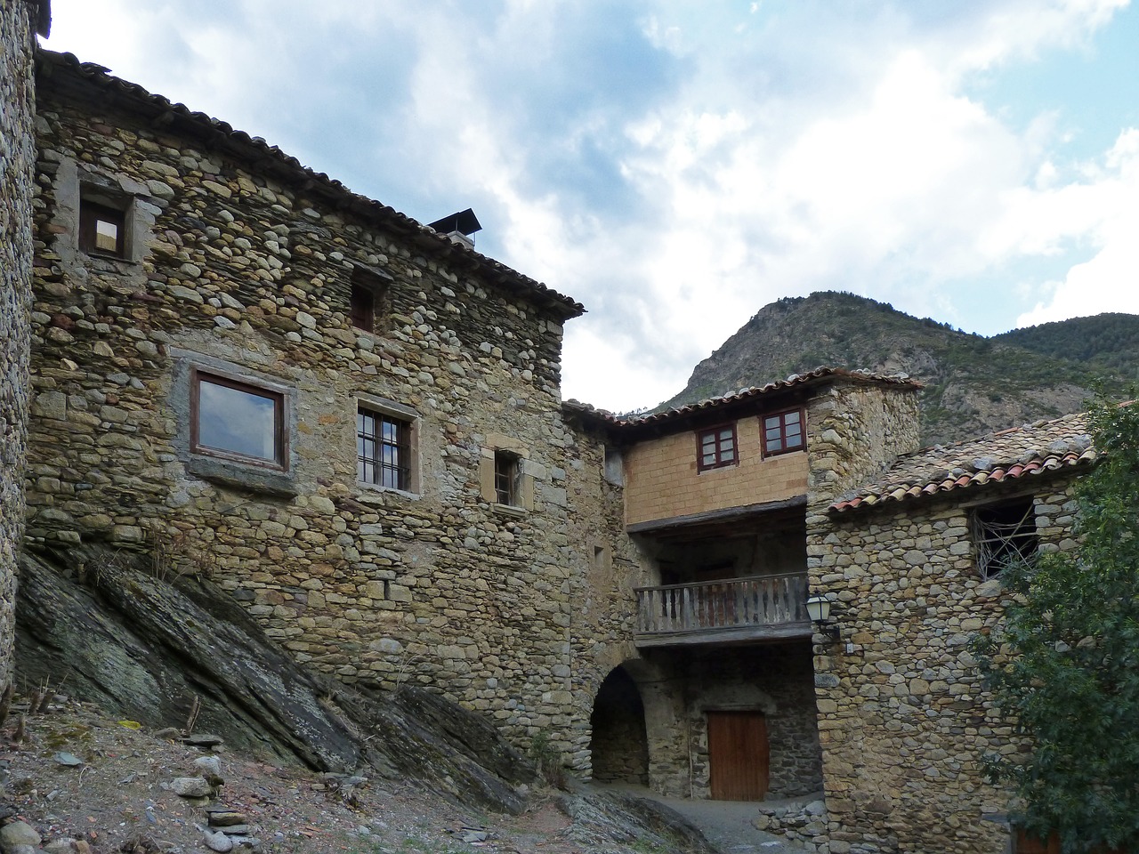 medieval village ginast portal free photo