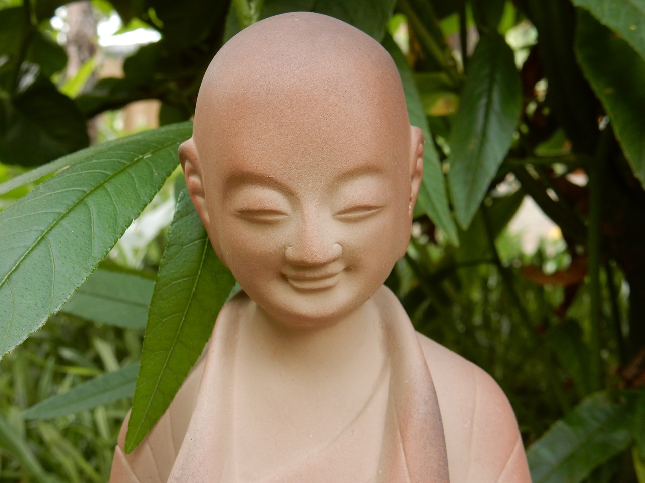meditation spiritual statue free photo