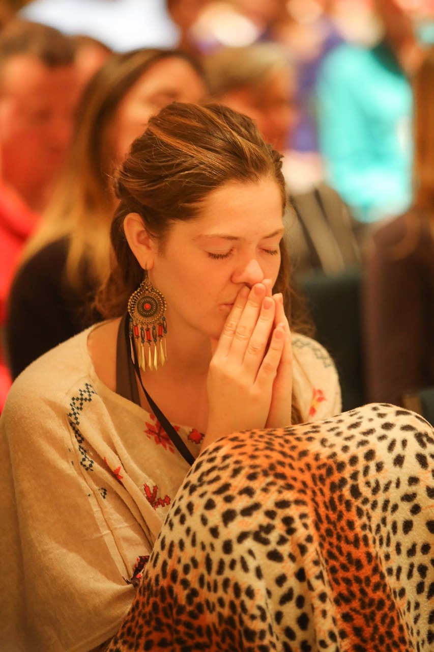meditation prayer spiritual retreat free photo