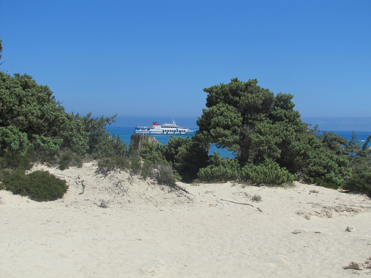 mediterranean beach sand free photo