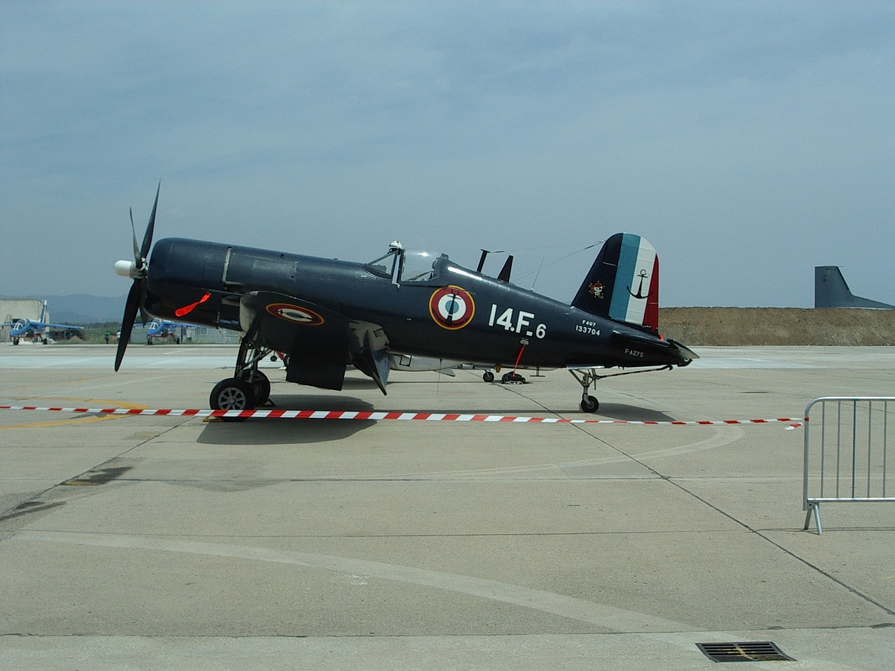 meeting corsair onboard aircraft free photo