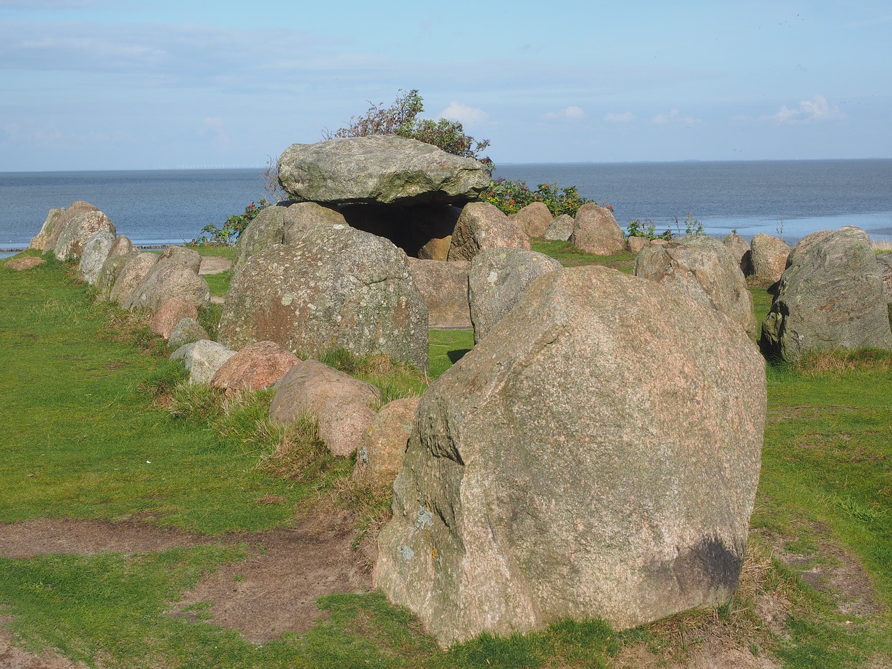 megalith facility harhoog burial mound degree free photo
