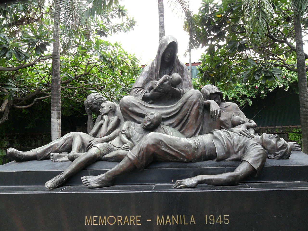 memorial statue stone free photo