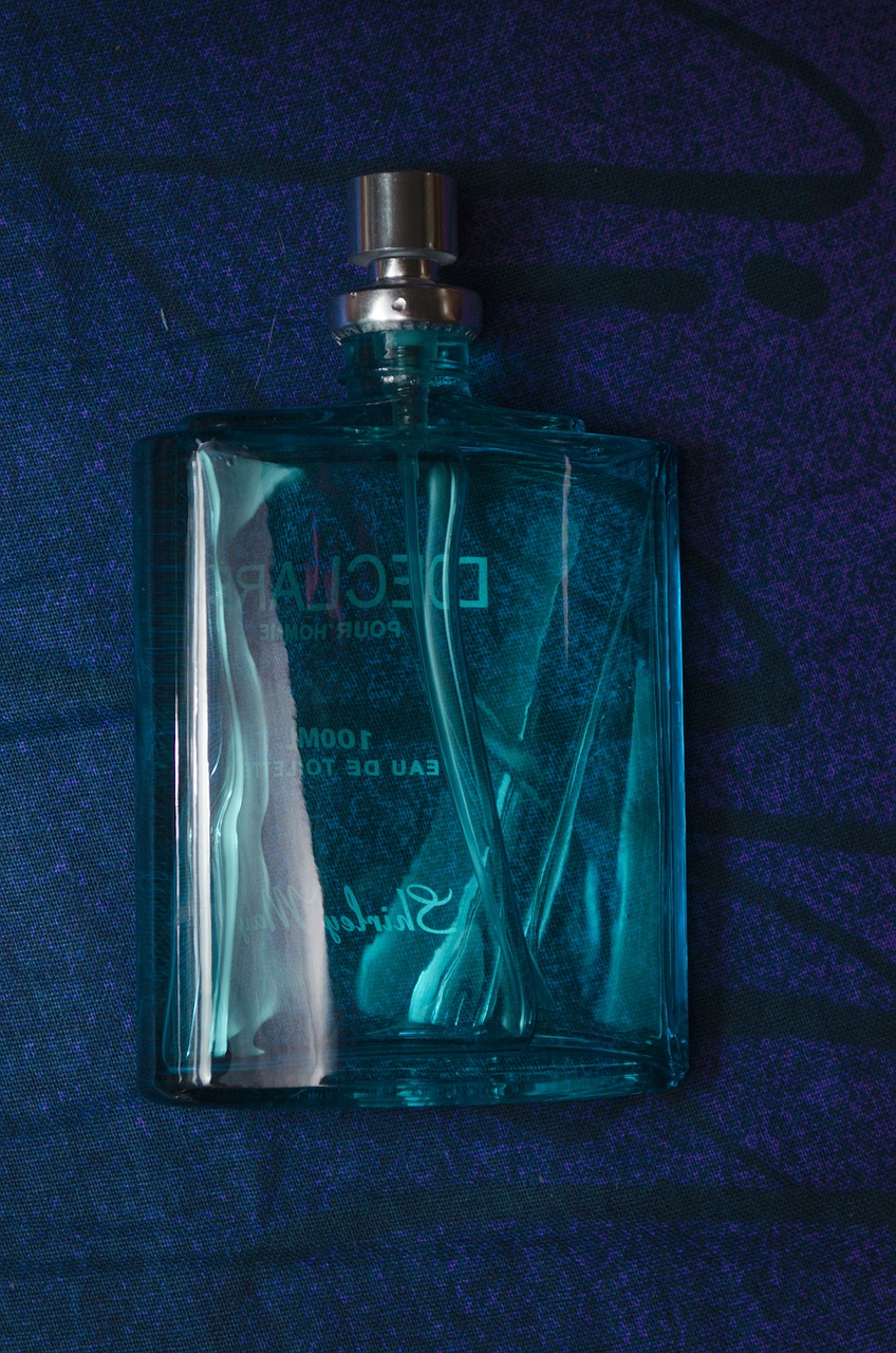 men's perfume perfumes blue free photo