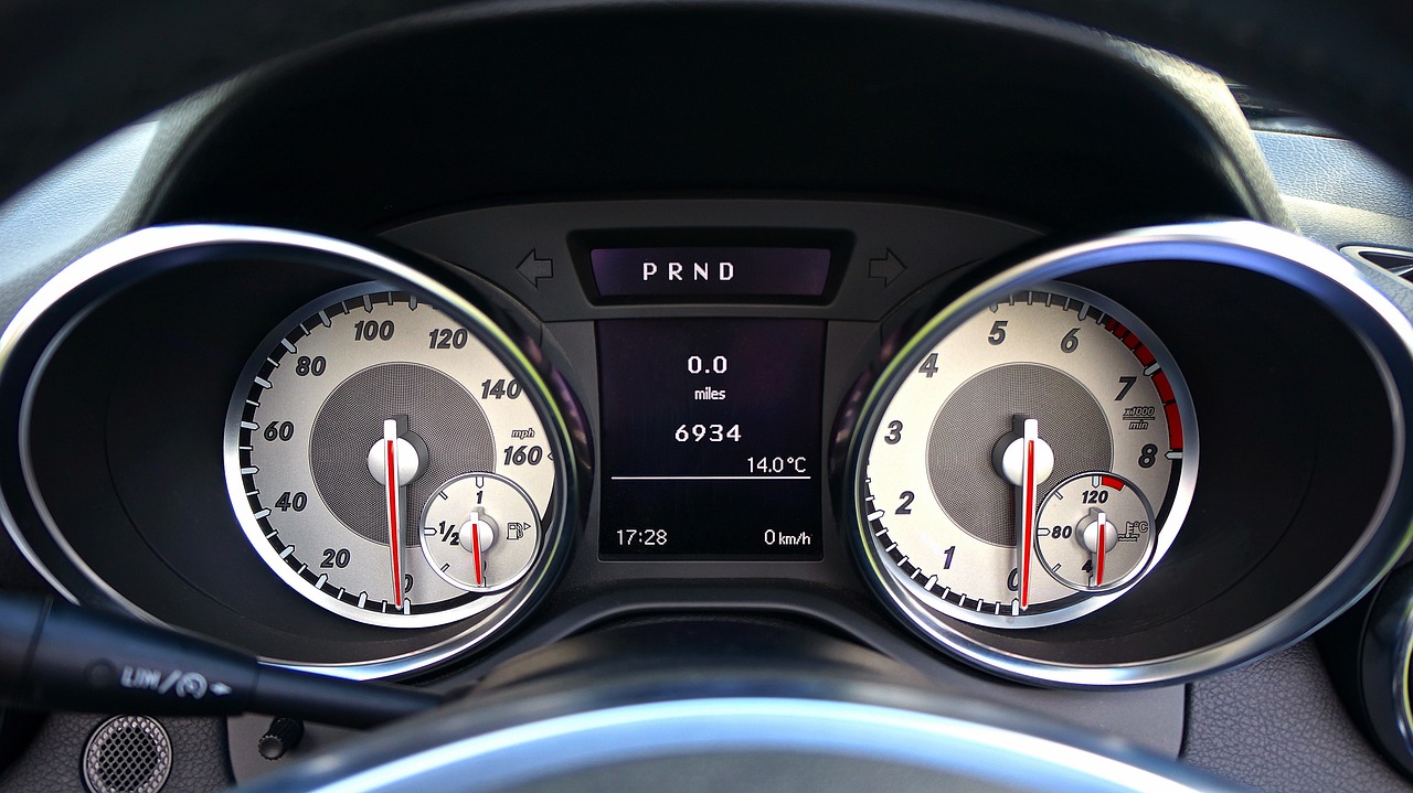 mercedes-benz car speedometer free photo