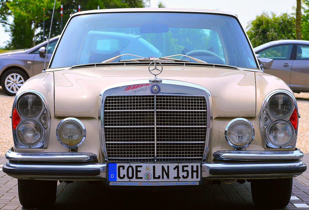 mercedes benz oldtimer 300sel free photo