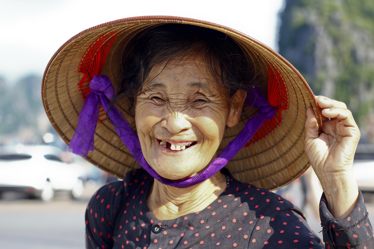 woman no teeth vietnamese free photo