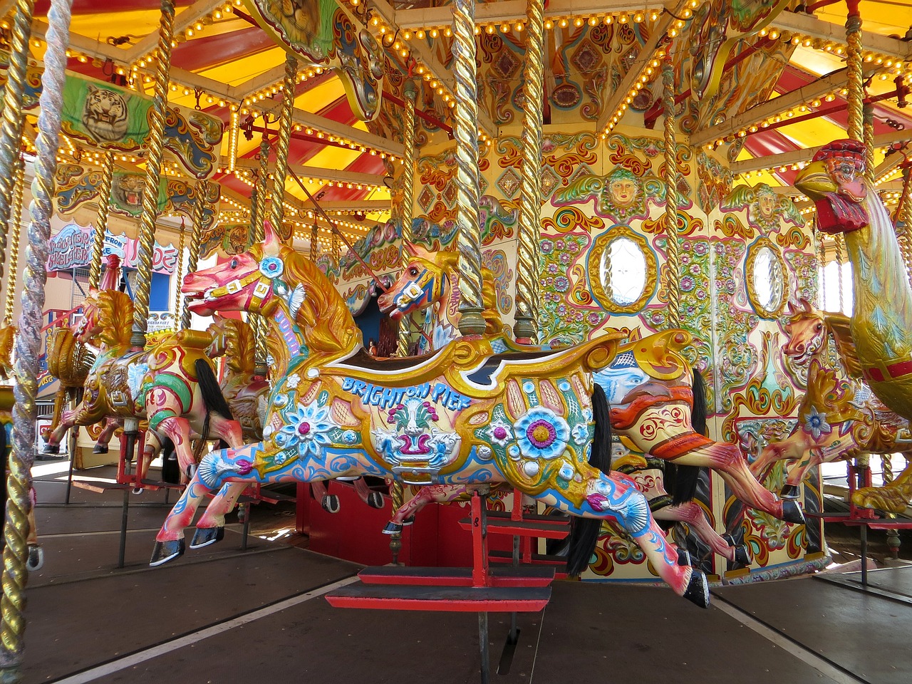 merry go round free photo