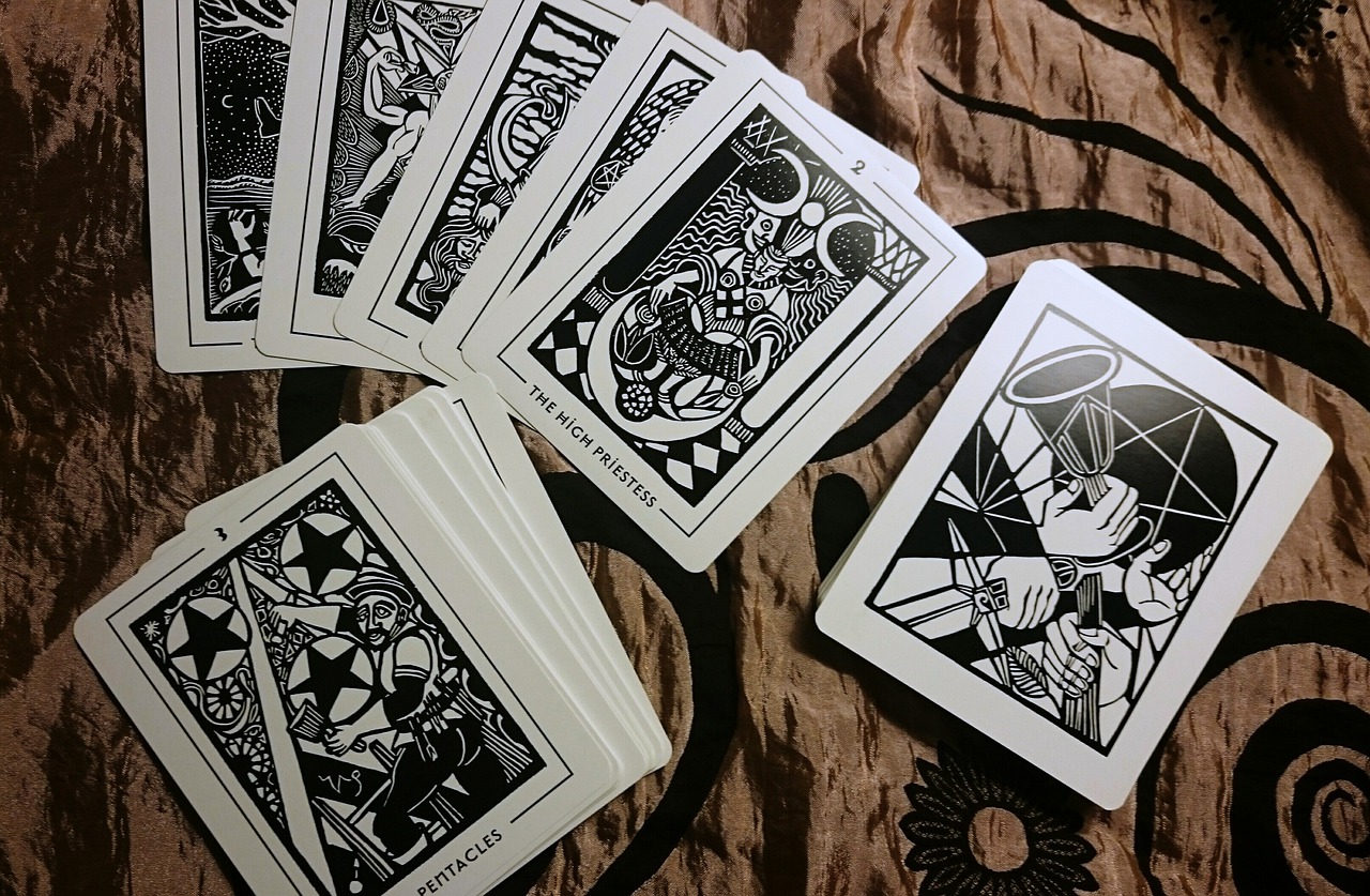 metaphysical tarot occult free photo