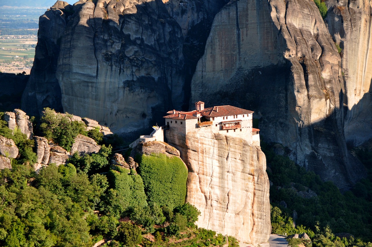 meteora monasteries monastery thessaly free photo