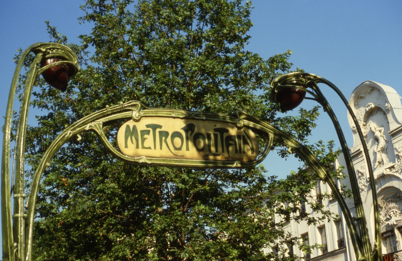 metro sign paris free photo