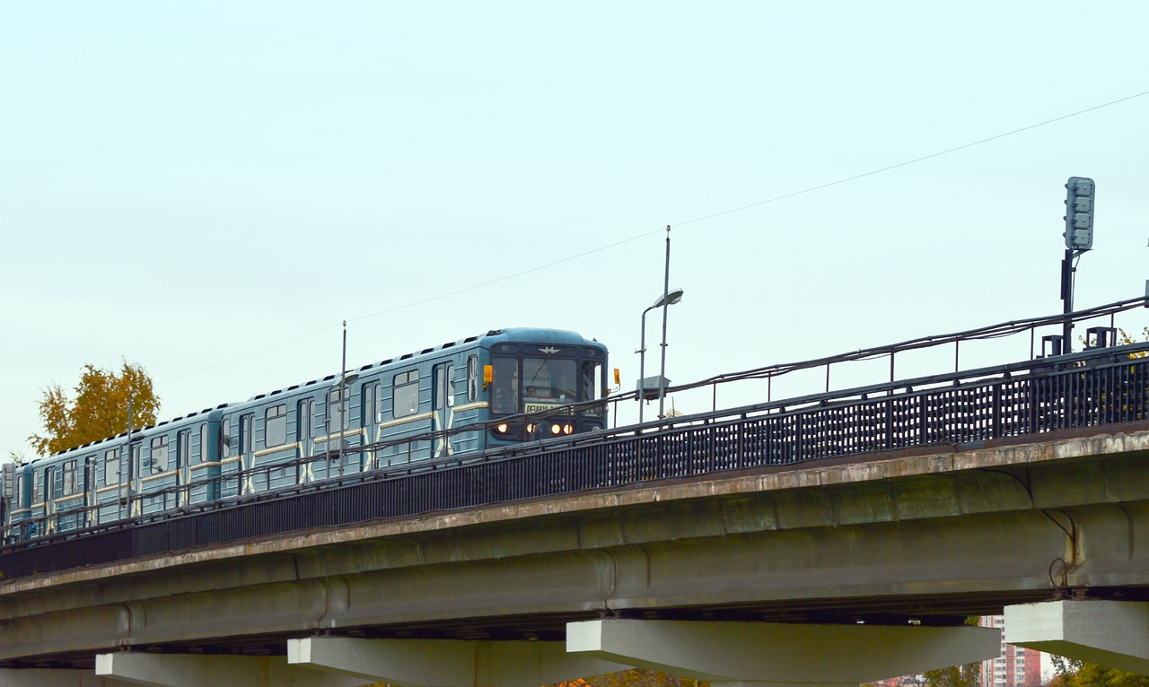 metro metropolitan subway train free photo