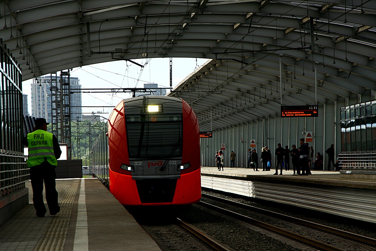 metro train rails free photo