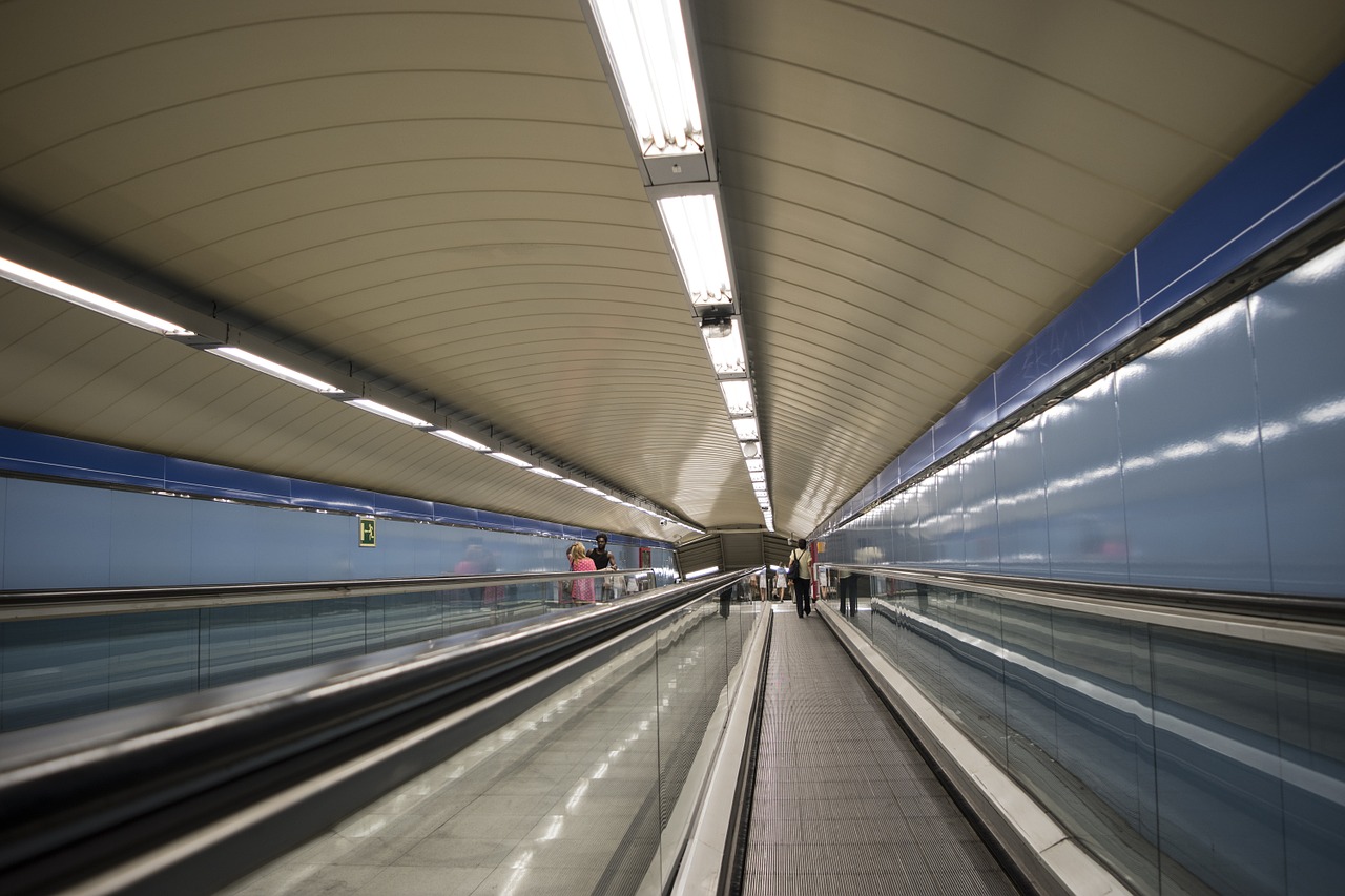 metro madrid station free photo