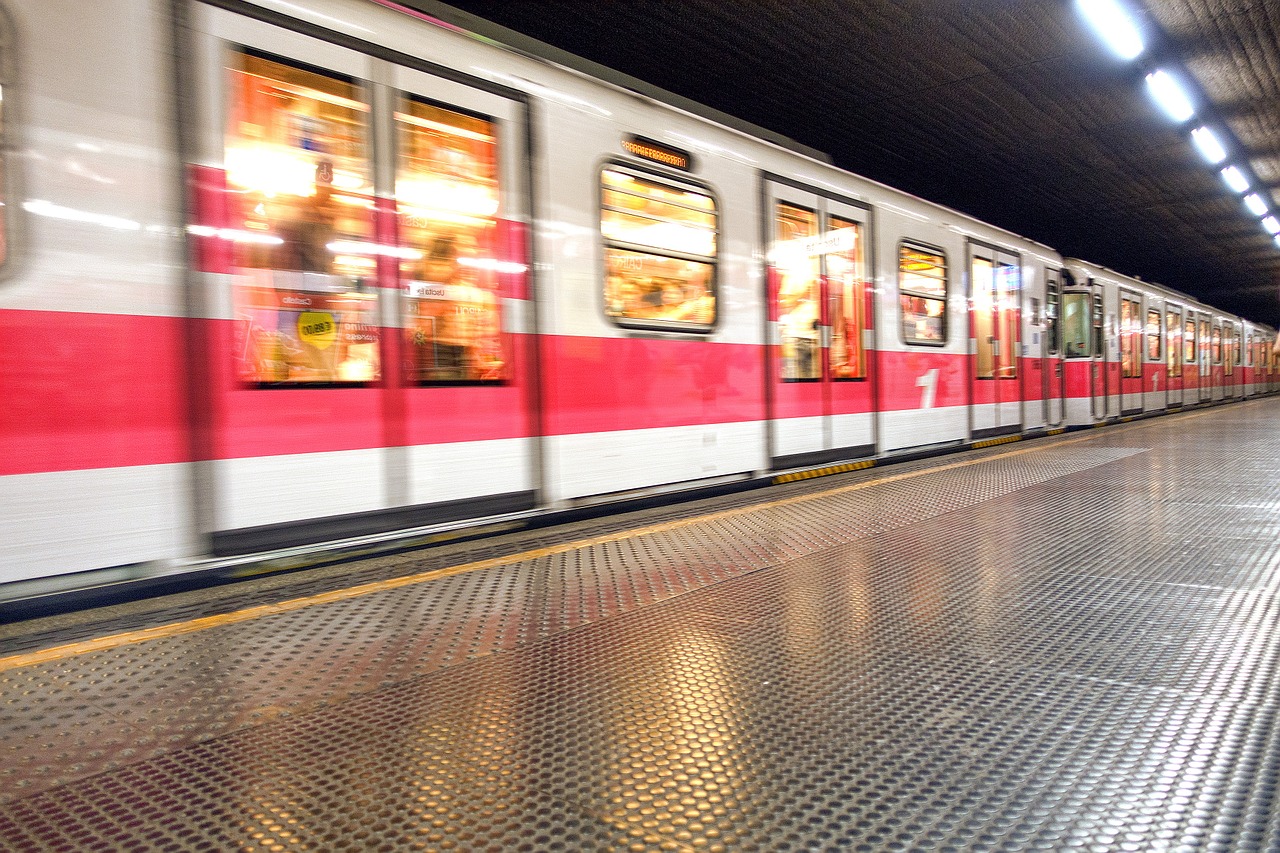 metro milan italy free photo