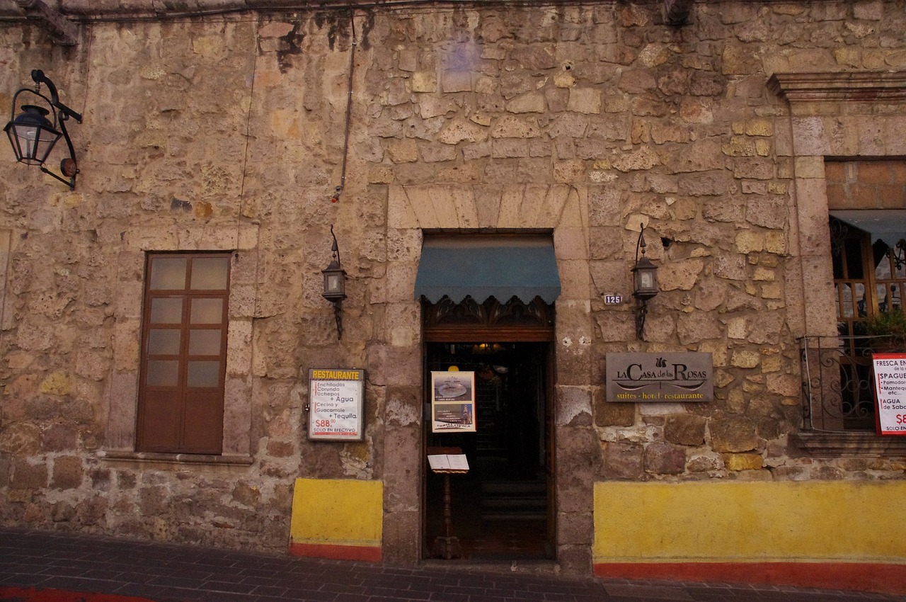 mexican city mexican restuarant mexican architecture free photo